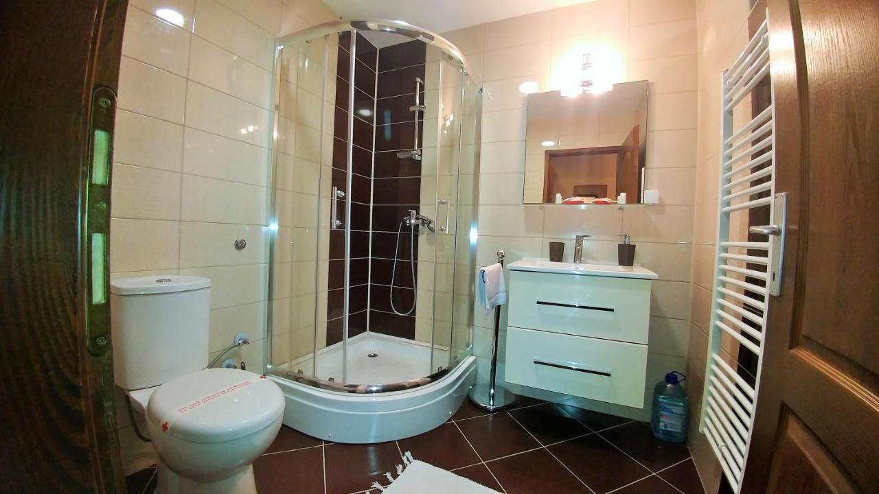 B&B Bazeni SJJ Exteriör bild